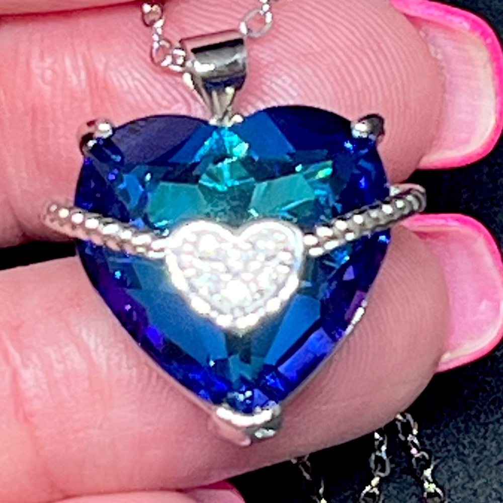 Warme Farben Bahama Blue & Zirconia Crystals. View 2